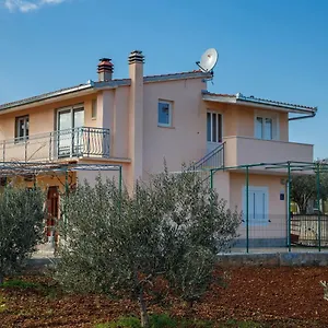 Pelja Hébergement de vacances Plano